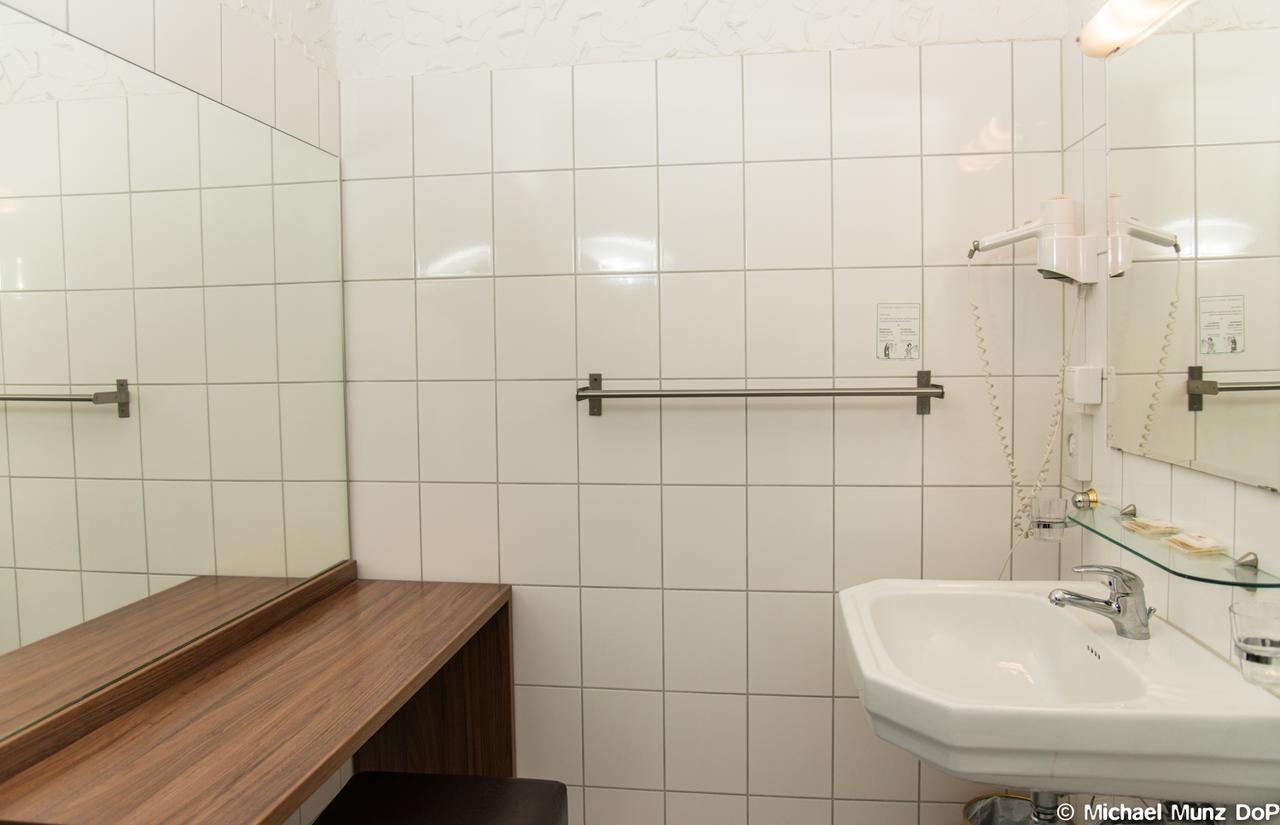 Und Restaurant Löwenbräu Köln
